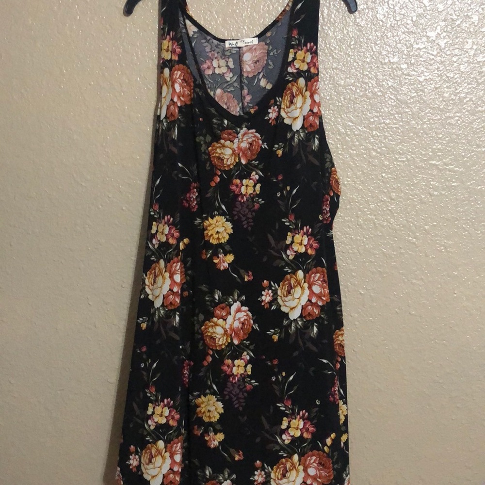WallFlower - Size 3X - Flowery Tunic Top